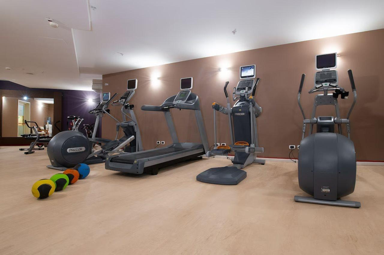 Dolce By Wyndham Milan Malpensa Hotel Сома Ломбардо Екстериор снимка