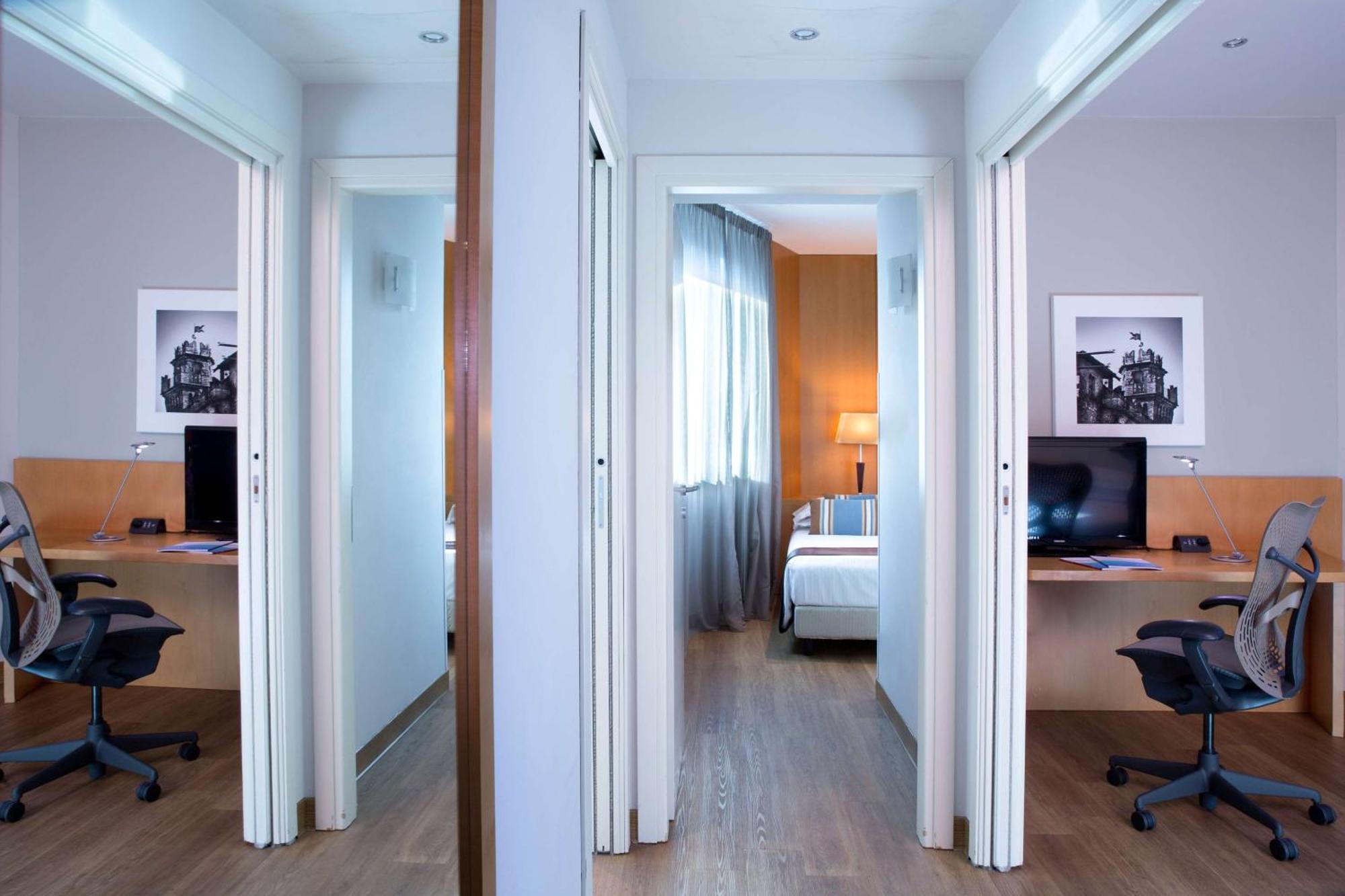 Dolce By Wyndham Milan Malpensa Hotel Сома Ломбардо Екстериор снимка