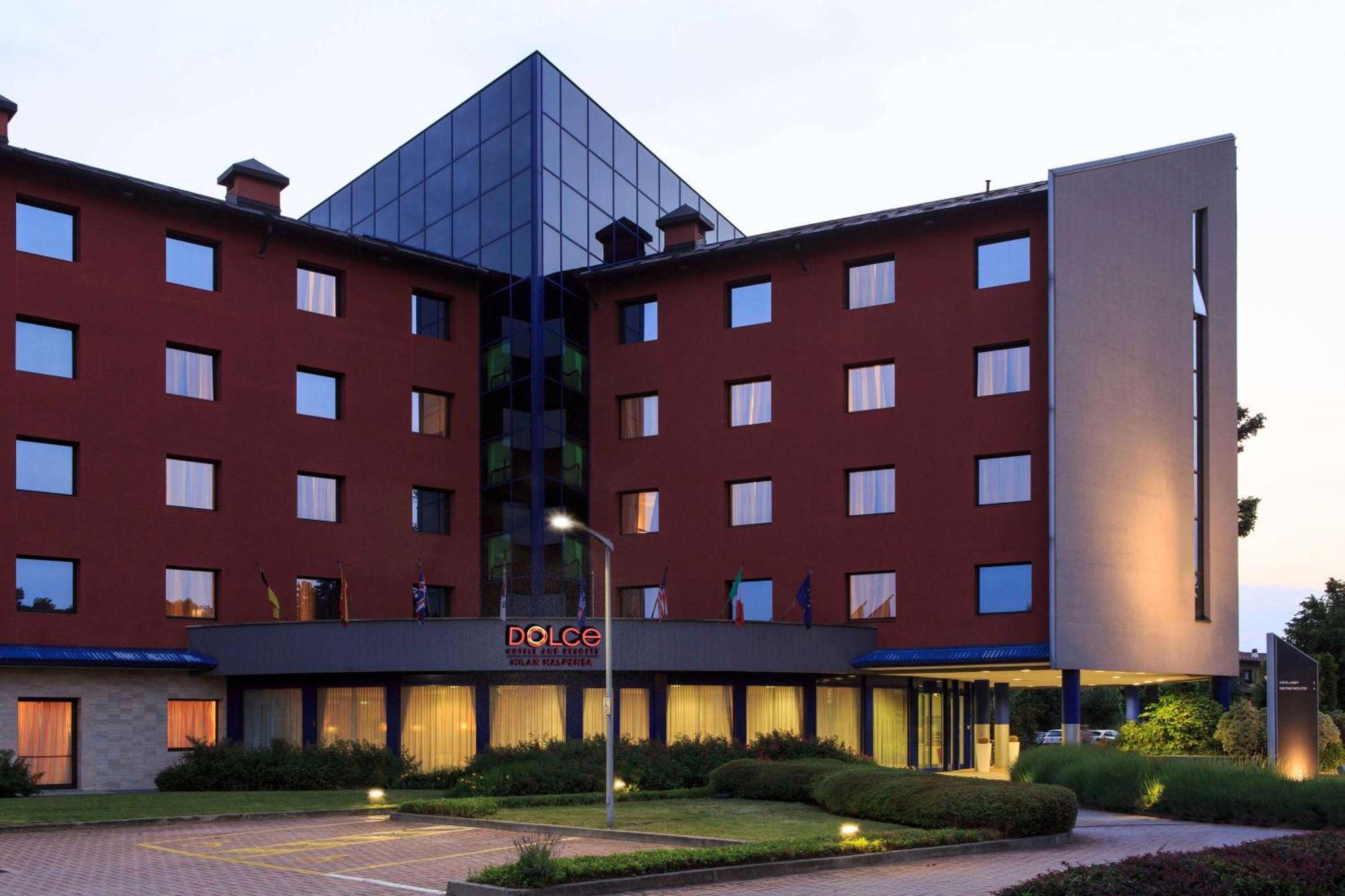Dolce By Wyndham Milan Malpensa Hotel Сома Ломбардо Екстериор снимка