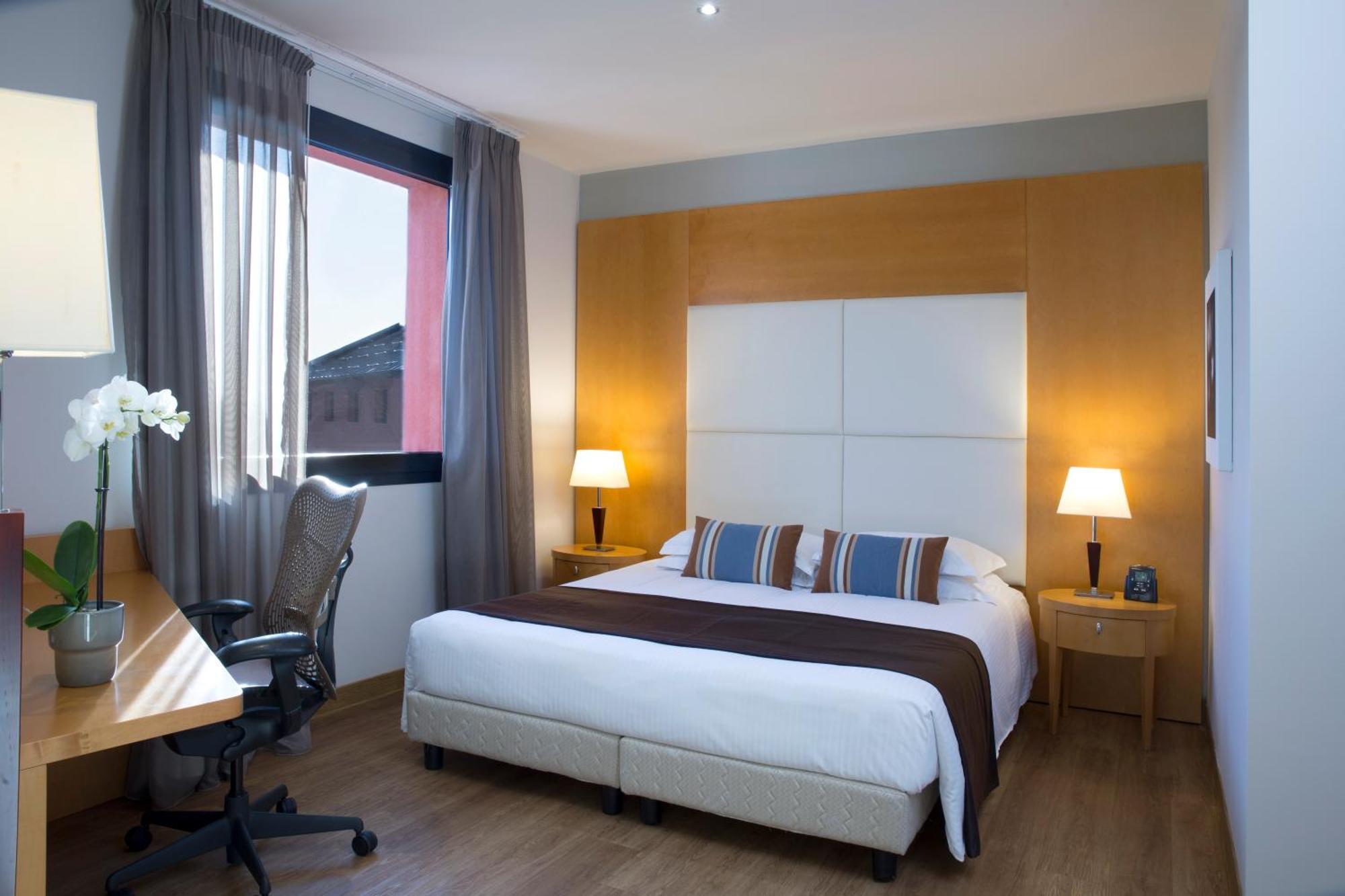 Dolce By Wyndham Milan Malpensa Hotel Сома Ломбардо Екстериор снимка